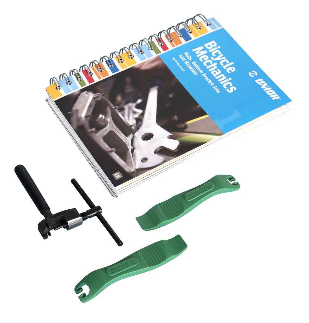 #demo# 20/12-BIKE-EN Bike book set EN with bike tools